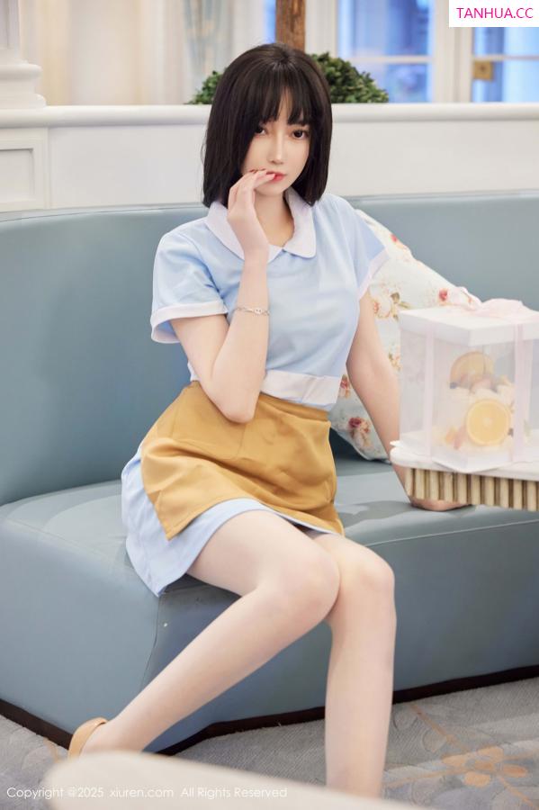 玥儿玥  [XiuRen]高清写真图 2025.02.10 No.9864 玥儿玥er 丝袜美腿第22张图片